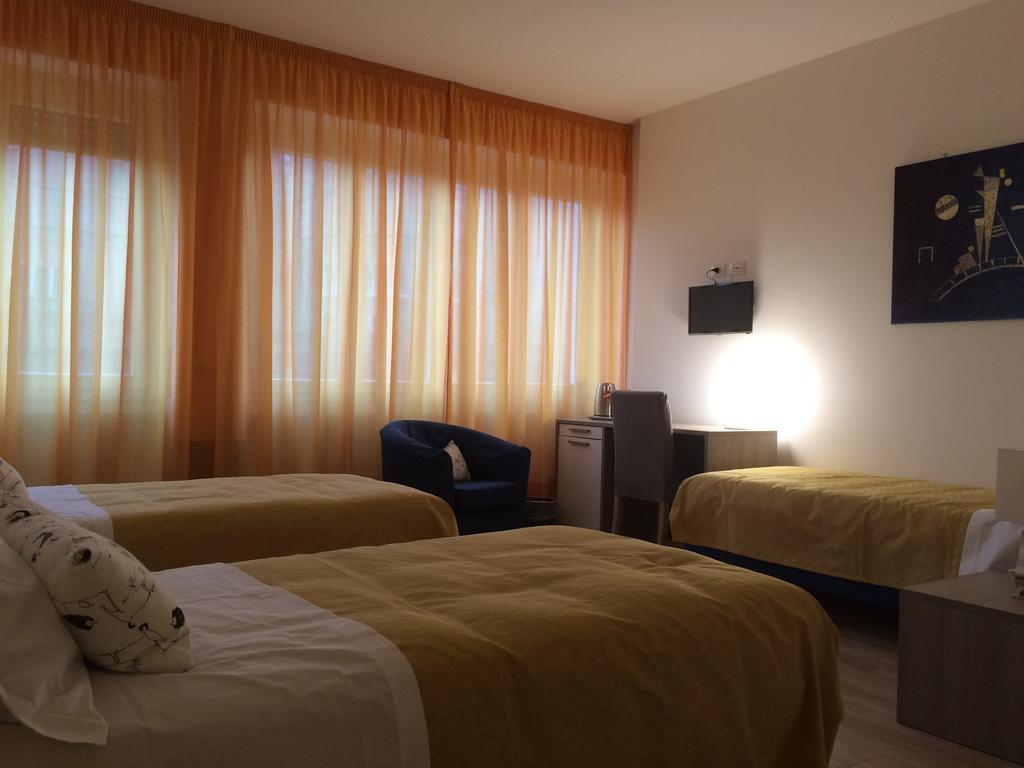 Enjoy Milano Hotel Szoba fotó